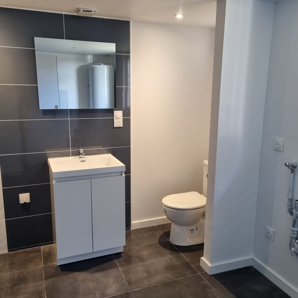 Maison rénovée avec 2 Appartements T3 avec terrain individuel et garage à MORCENX (40) -