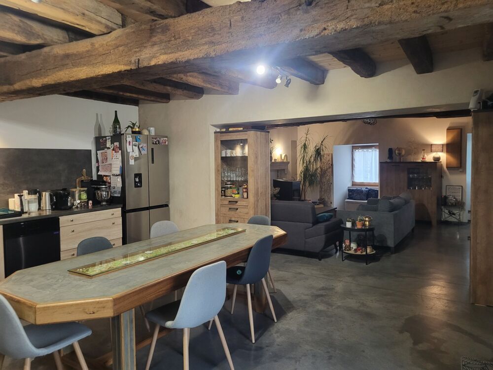 Vente Maison Maison à vendre 8 pièces (79) Terrain 867 m² Assais les jumeaux