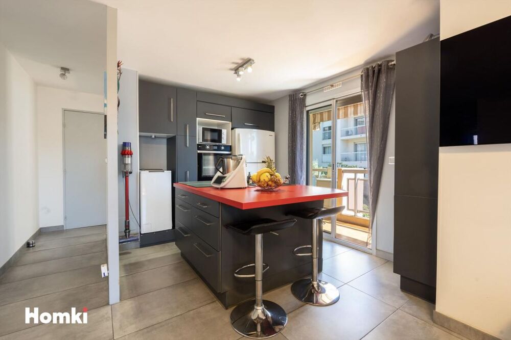 Appartement T3 de 63 m² à Nice 06200, Avenue Sainte-Marguerite