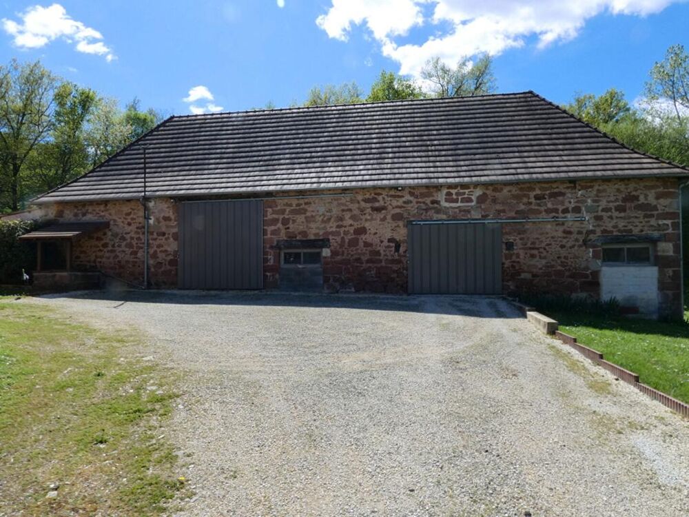 Vente Maison Maison 150 m2 habitables / 3 chambres / grange 154m² / terrain 9357m² Boisseuilh