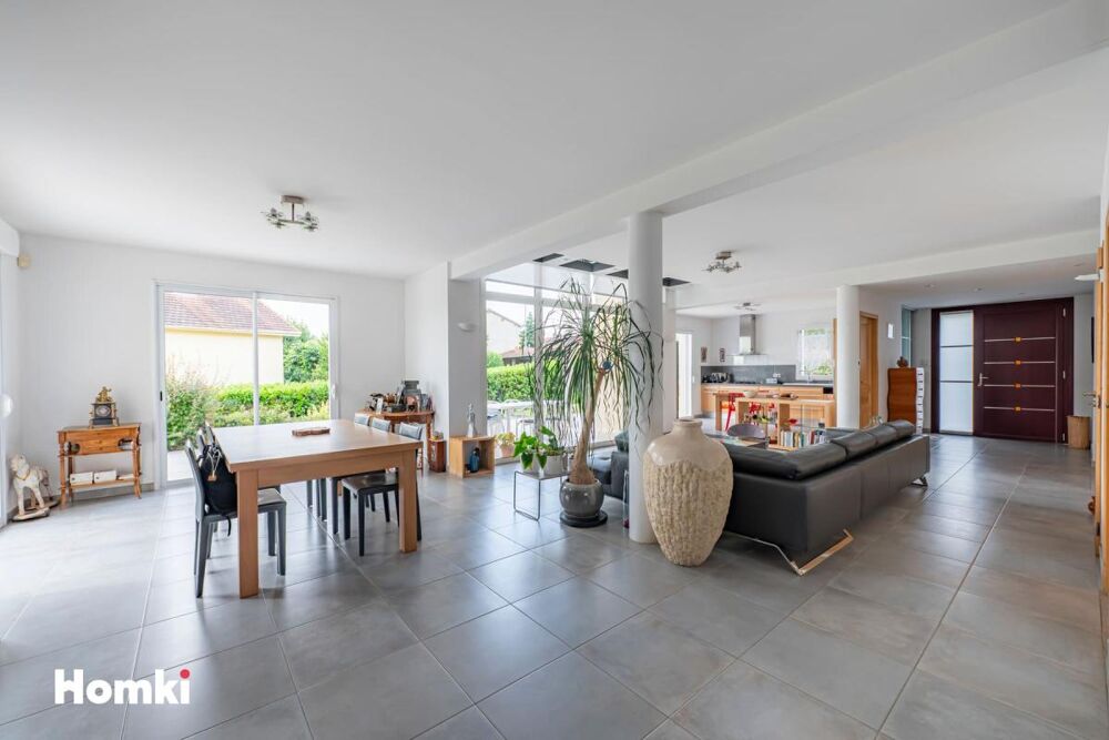 à vendre  Propriété/château Vernaison (69390)