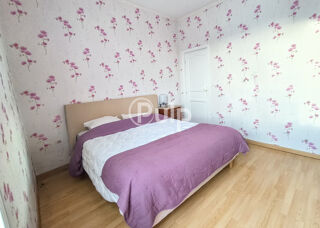  Maison � vendre 6 pi�ces 210 m�