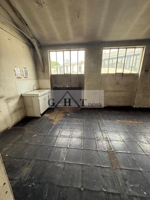226 m² d'entrepot bureaux à vendre à MONTREUIL 430000 93100 Montreuil