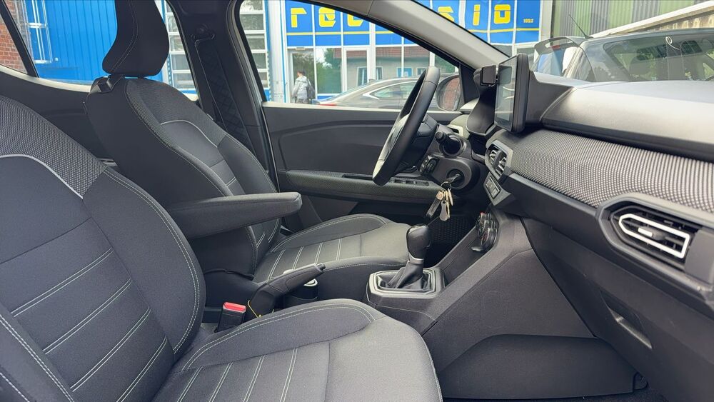 Sandero III 1.0 TCe 90 CVT Expression - Automatique 2024 occasion 93100 Montreuil