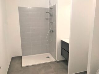  Appartement � louer 2 pi�ces 44 m� Vendargues