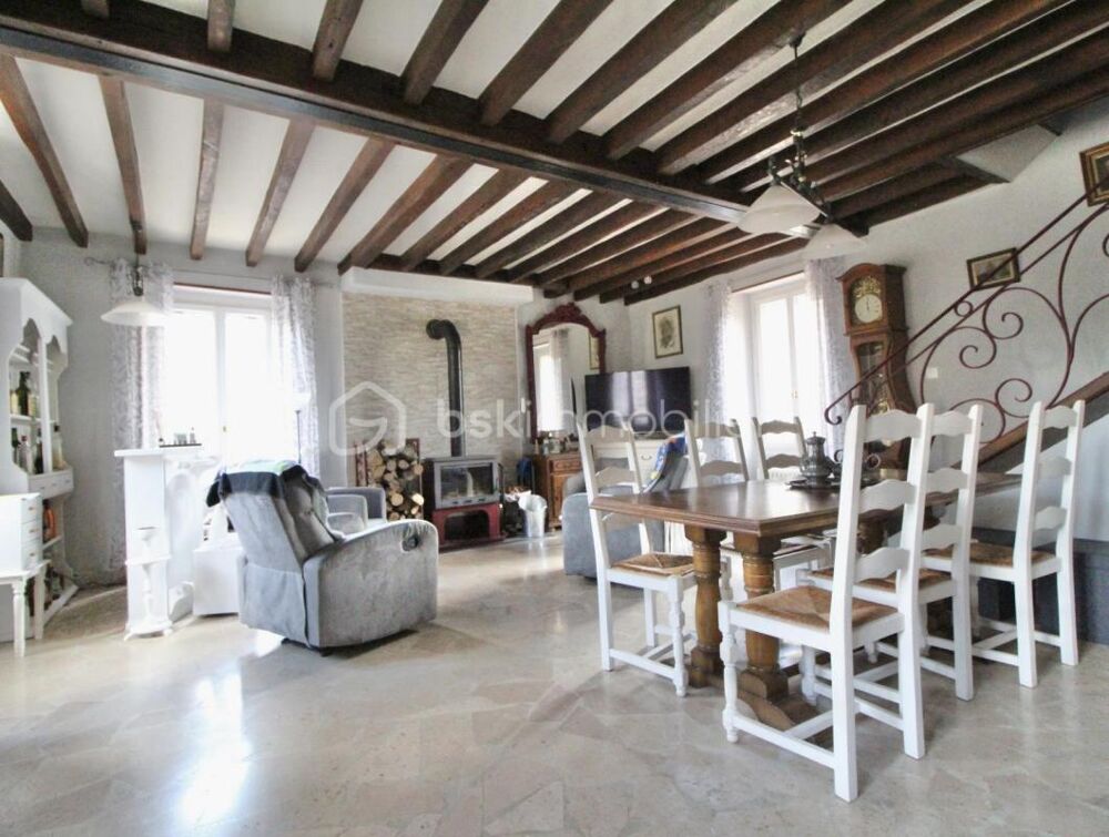 Vente Ferme Authentique fermette aux volumes généreux Bussy le repos