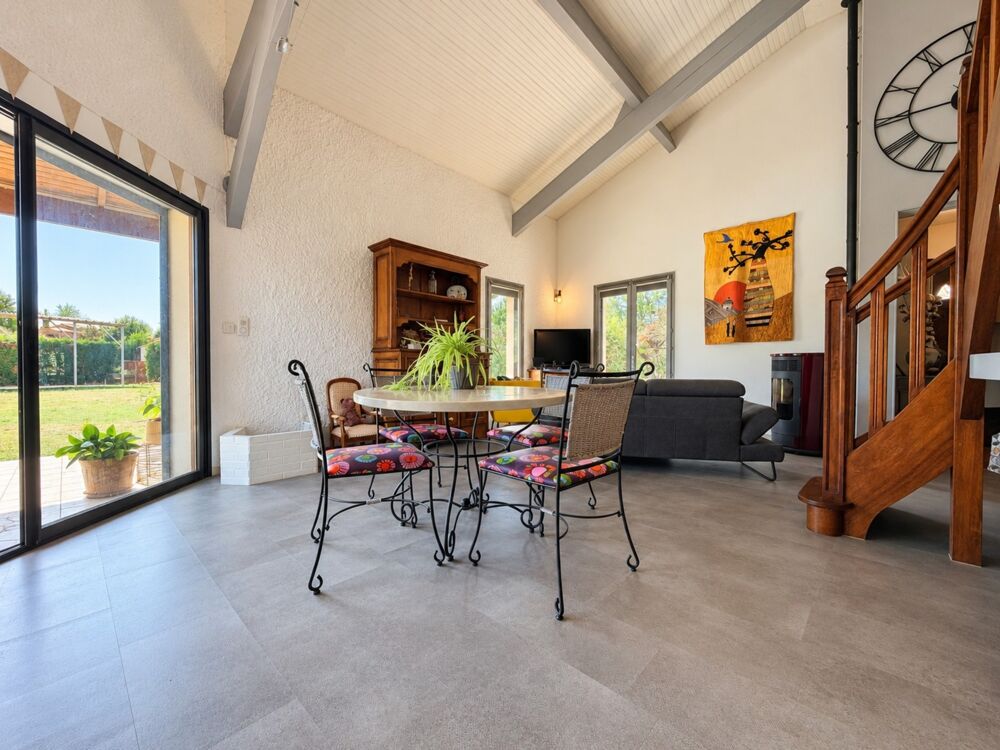 Vente Maison Maison 120 m² – 4 chambres – Séjour cathédrale – Piscine – Terrain 1 300 m² Valence d agen