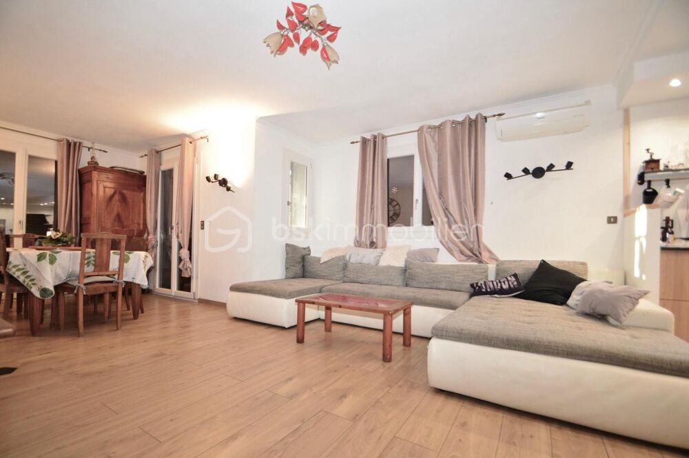 Vente Villa Villa T7 avec jardin, piscine et garage Saint laurent de la salanque