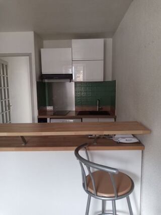 Appartement à louer 2 pièces 45 m²