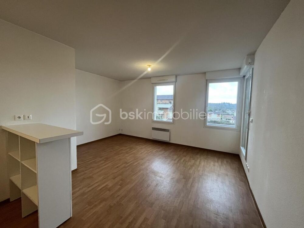 APPARTEMENT TYPE 2 DANS RÉSIDENCE SÉCURISÉE