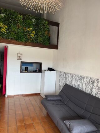  Appartement à louer 2 pièces 50 m²
