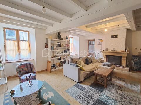   Maison et d�pendances Maison - 5 pi�ce(s) - 110 m�