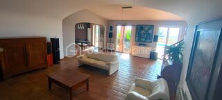  Villa  vendre 8 pices 245 m