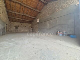 Parking / Garage � vendre 7 pi�ces 300 m�