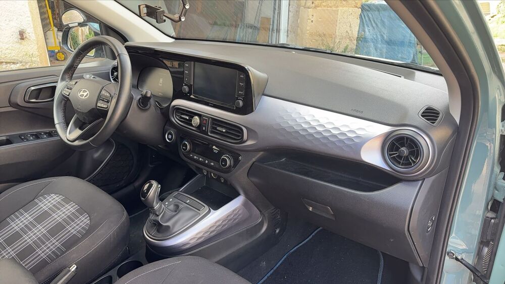 i10 III 1.0i 67 BVA Creative - Automatique Entretien constructeu 2023 occasion 45360 Chatillon Sur Loire