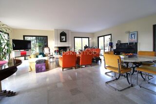  Propri�t�/ch�teau � vendre 5 pi�ces 190 m�