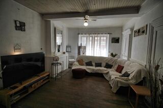 Vente Maison BAZAS CENTRE, maison de caractère avec cour intérieure, 8 pieces, 4 chambres Bazas