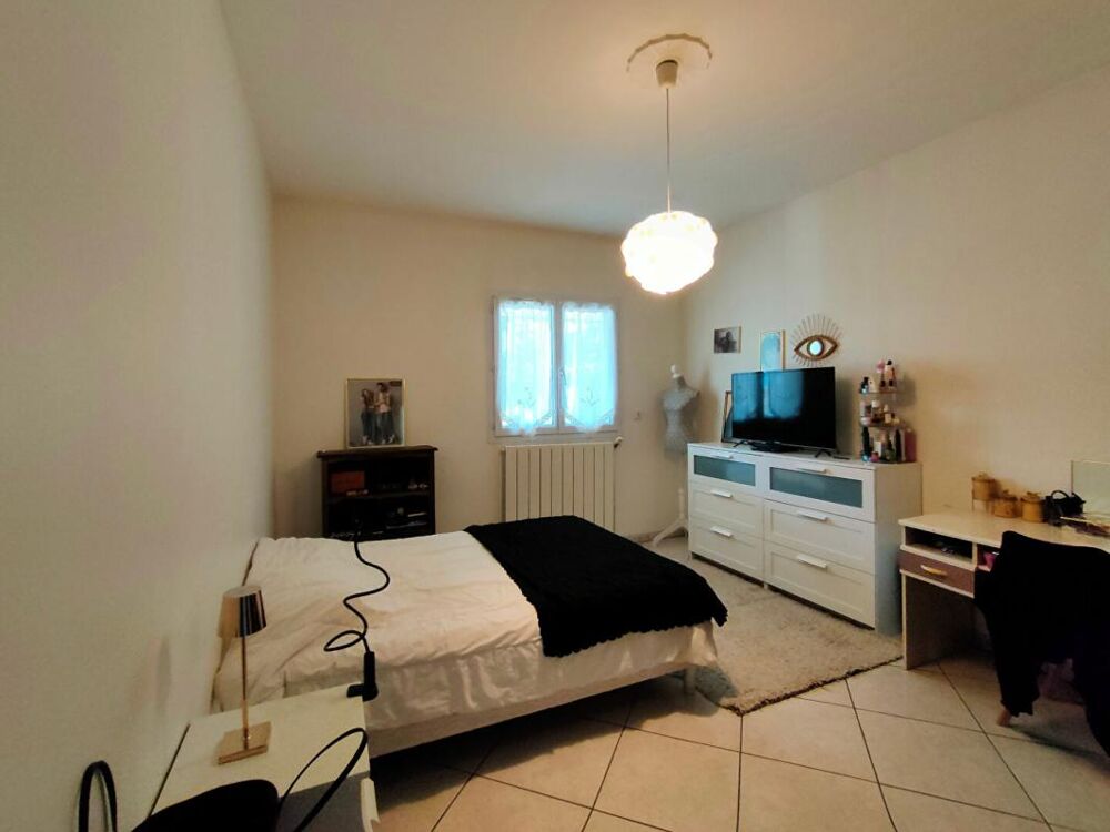 � vendre  Maison Yvrac (33370)