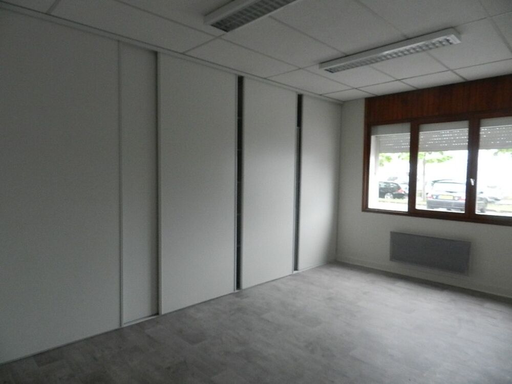   Local/bureau à louer CHAMBERY (73) 80 m² Chambery