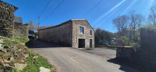  Remise / Grange � vendre 2 pi�ces 260 m� Rageade