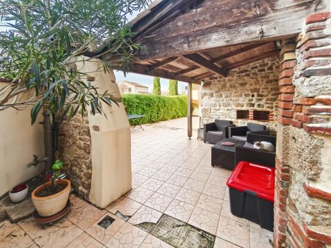   Charmante maison r�nov�e � Saint-Amand-sur-S�vre Maison - 7 pi�ce(s) - 180 m�