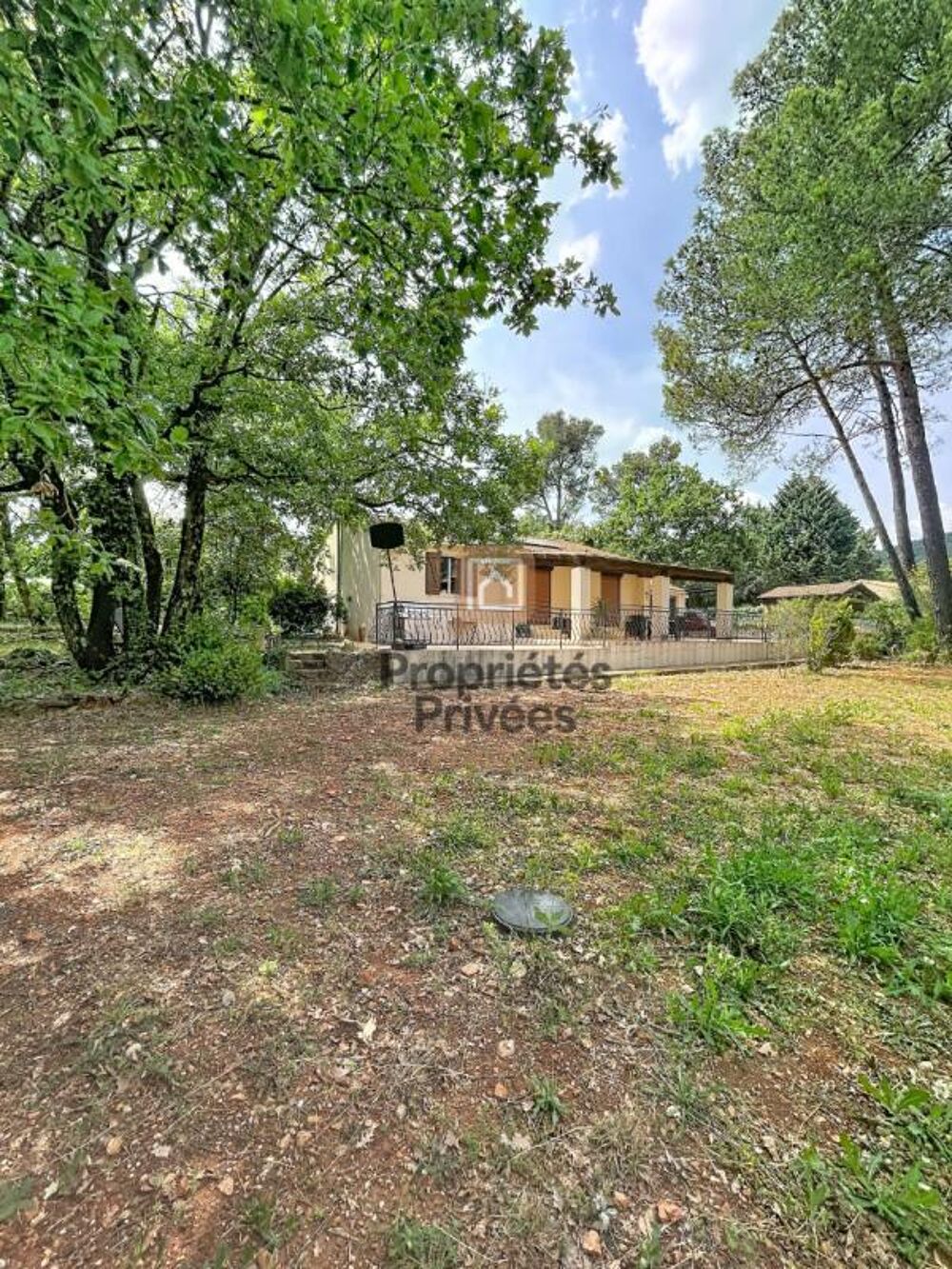 Villa 4 pièces 88m² - Gareoult - Terrain 2390m² PISCINABLE - Garage + Carport