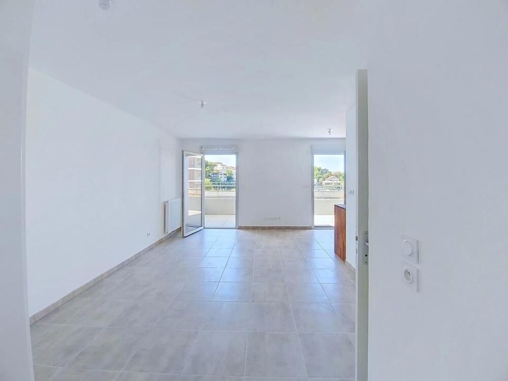 Vente Appartement T1 de 28 m² avec terrasse et parking à Marseille 15e Marseille 15