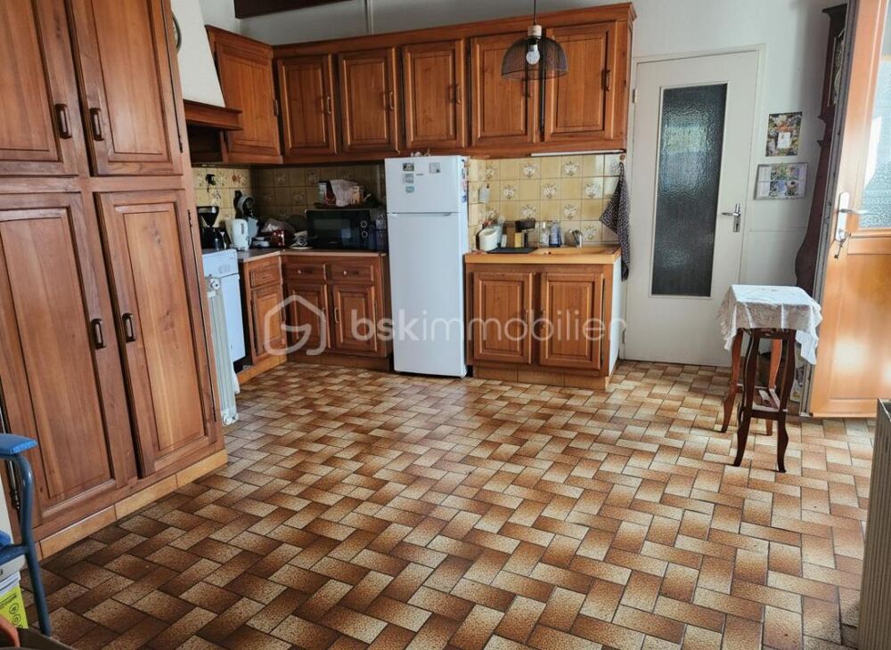 Vente Maison Maison de ville de 93 m� habitables, 3 pi�ces dont 2 chambres Jazeneuil