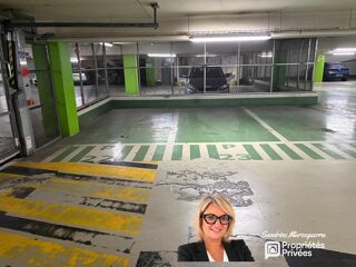  Parking / Garage à vendre 