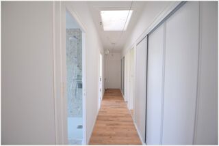  Maison à louer 6 pièces 132 m²
