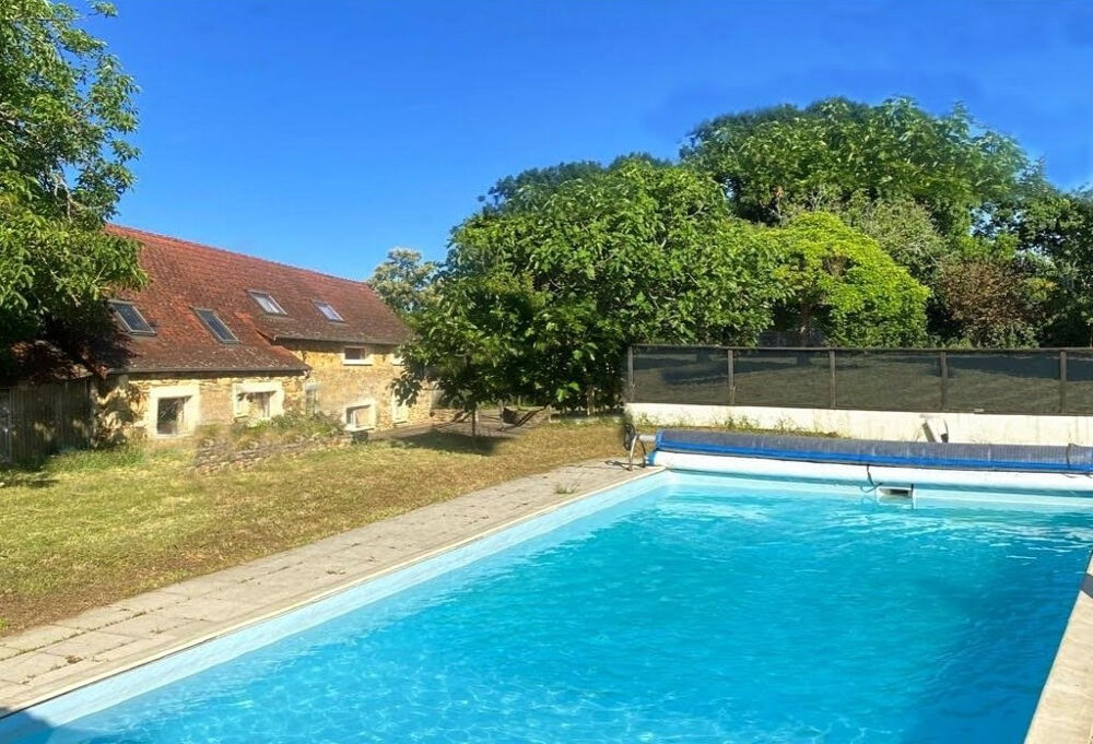 Vente Maison Maison en pierre avec piscine à Excideuil 5 pièce(s) 180 m2 Excideuil