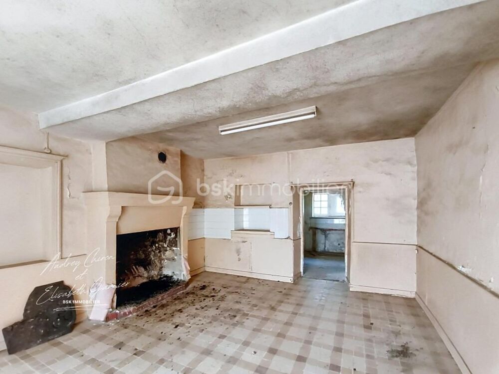Vente Maison Maison à rénover 87 m² – fort potentiel – centre de Champigné Champigne
