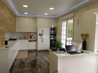  Maison � vendre 6 pi�ces 165 m�