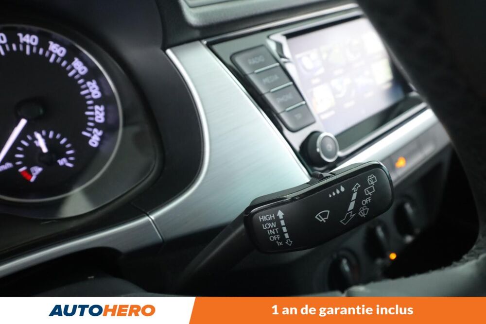 Fabia 1.0 MPI Drive 60 ch 2018 occasion 92130 Issy-les-Moulineaux