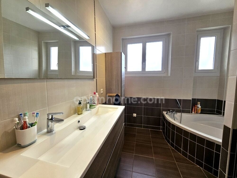 RARE Maison de 195 m², 5 chambres et 107 m² de garage