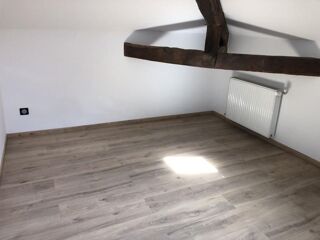  Appartement à louer 3 pièces 85 m²