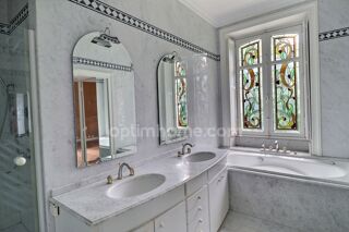  Propriété/château à vendre 15 + pièces 613 m²