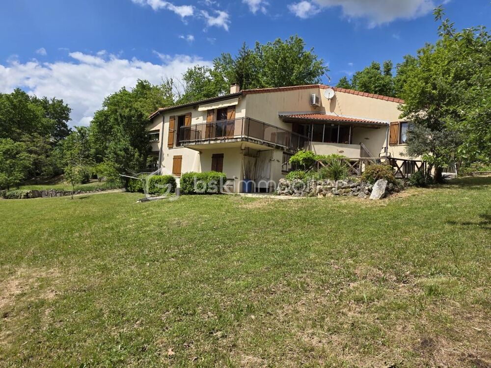 MAISON STE COLOMBE EN BRUILHOIS- GARAGE- JARDIN 3850 m²