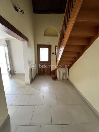  Propriété/château à vendre 7 pièces 156 m²