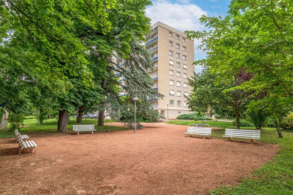 Appartement à vendre 5 pièces LYON 5EME ARRONDISSEMENT (69) garage 2 terrasses