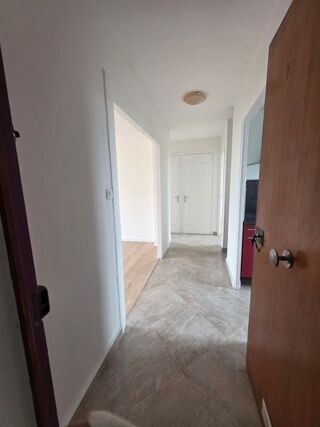  Appartement à louer 3 pièces 55 m²