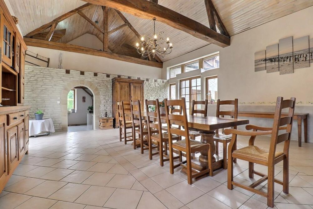 Longère rénovée, 4 chambres, proche centre