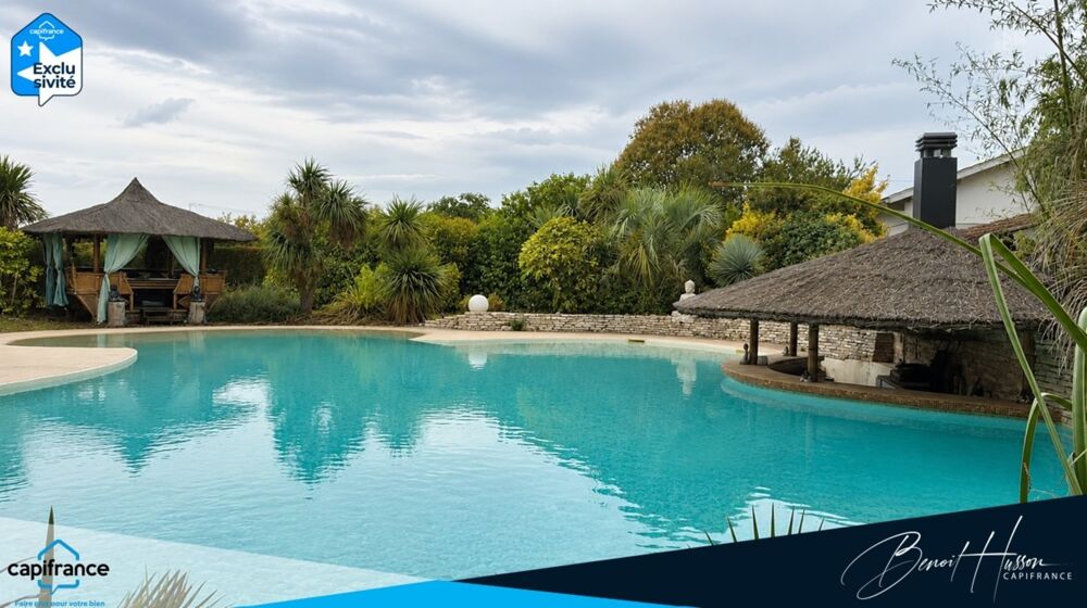 Vente Villa Villa T6 de 154m² de plain pied sur terrain de 2540m² La tour du crieu