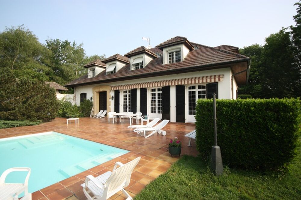 � vendre  Propri�t�/ch�teau Le Plantay (01330)