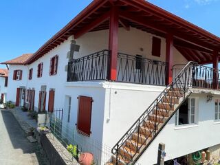  Immeuble  vendre 13 pices 236 m