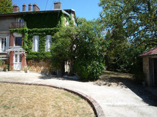  Maison à vendre 10 pièces 254 m²