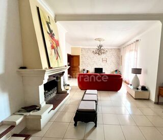  Maison à vendre 10 pièces 353 m²