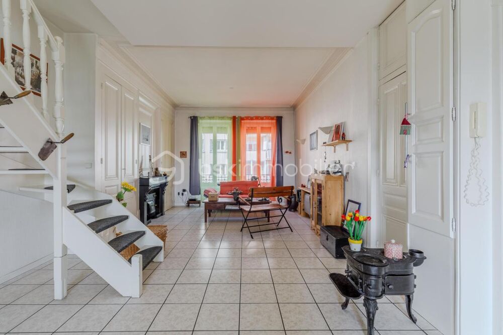 Vente Duplex/Triplex Charmant T3 traversant en duplex au sein d'une petite copropriété à MONTCHAT Lyon 3 Lyon 3