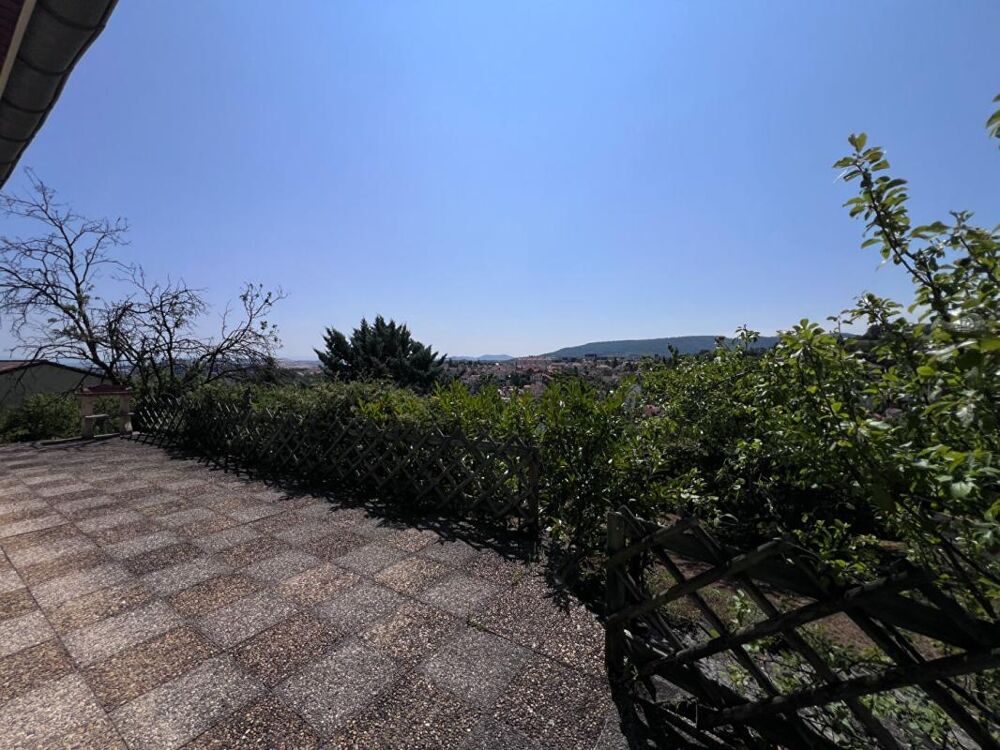 Vente Maison CLERMONT-FERRAND (Vallières) - Opportunité Foncier et Rénovation sur 1 586 m² Clermont ferrand
