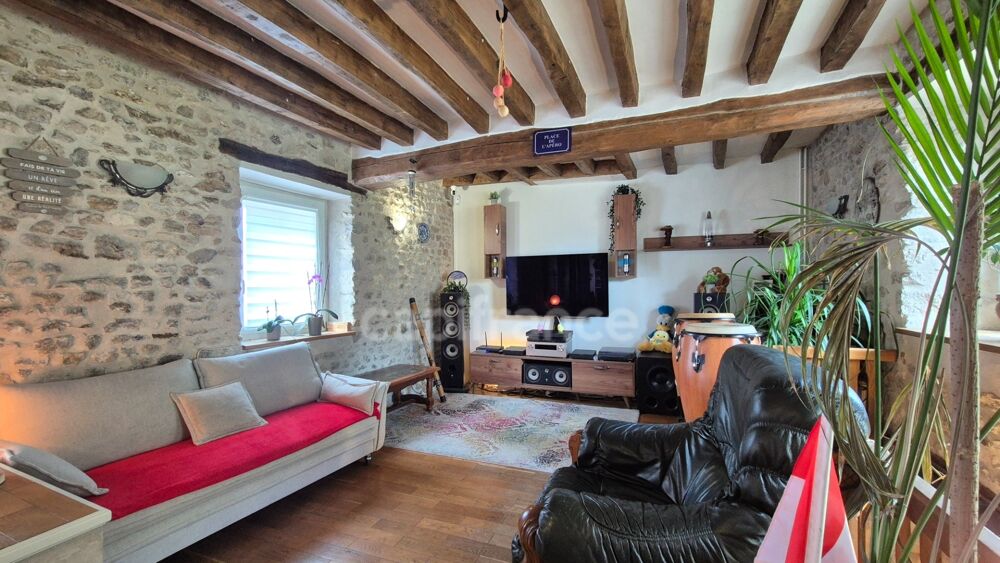 Vente Maison Maison à vendre 5 pièces  (91)MONNERVILLE– Maison en pierre avec dépendances et cave Monnerville